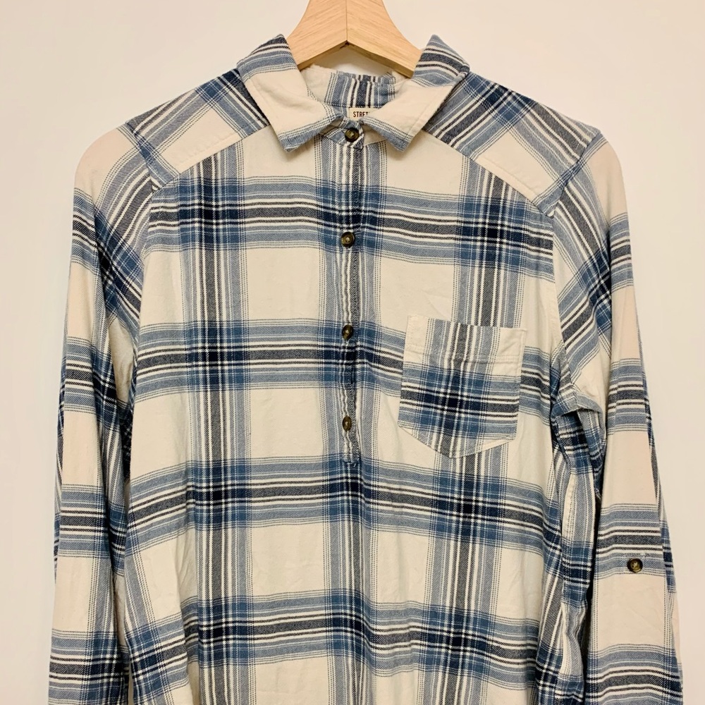 Hollister plaid long sleeve top size s
